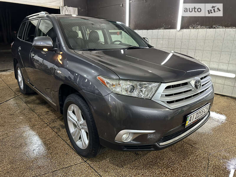 2010 toyota highlander