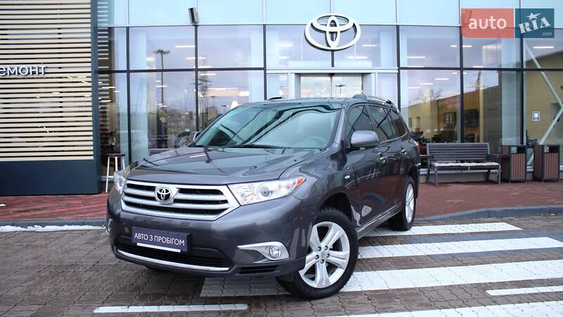 2011 toyota highlander