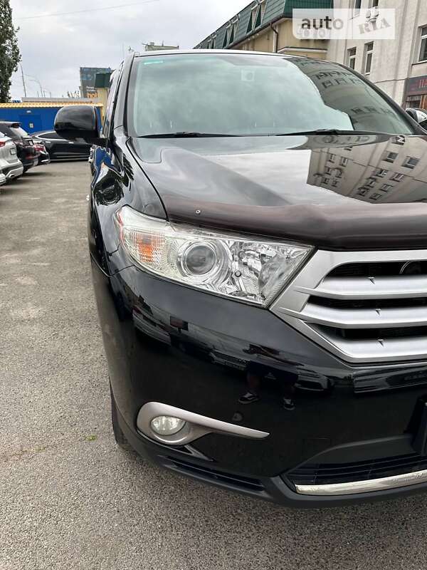2011 toyota highlander