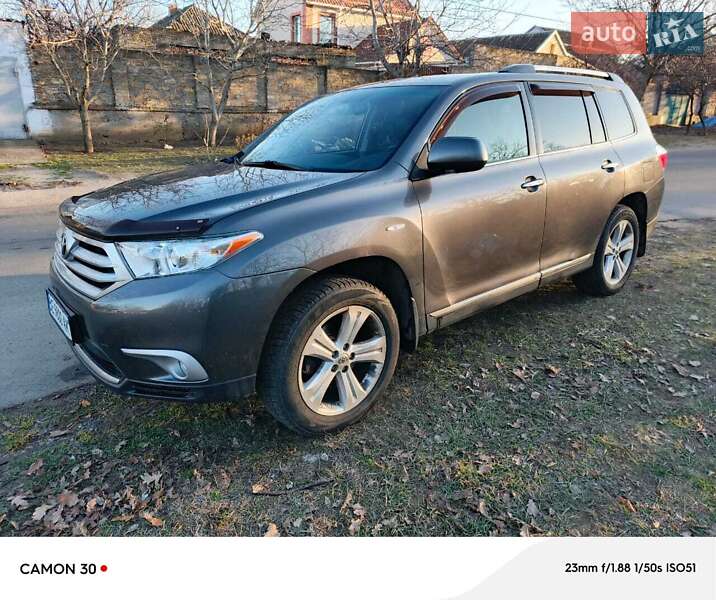 2013 toyota highlander