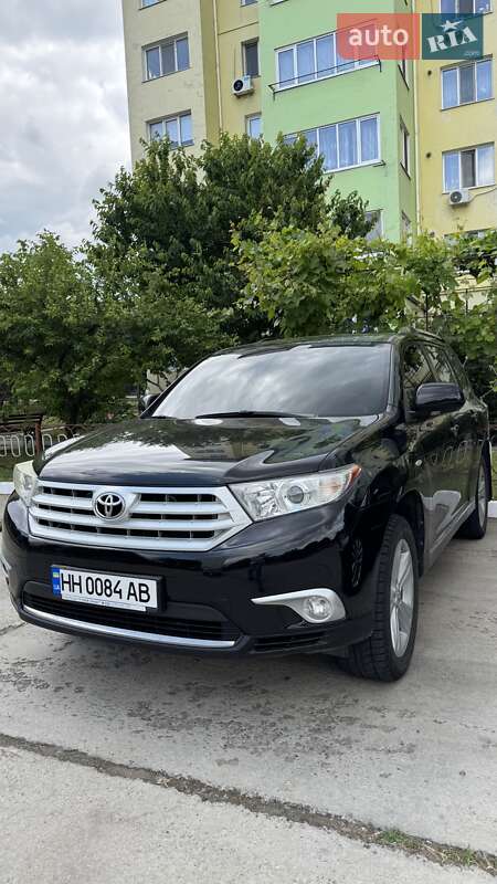 2011 toyota highlander