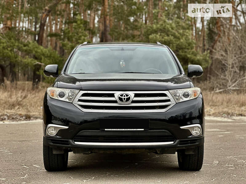 2011 toyota highlander
