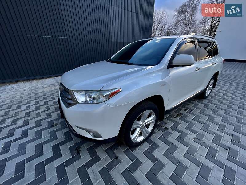 2012 toyota highlander