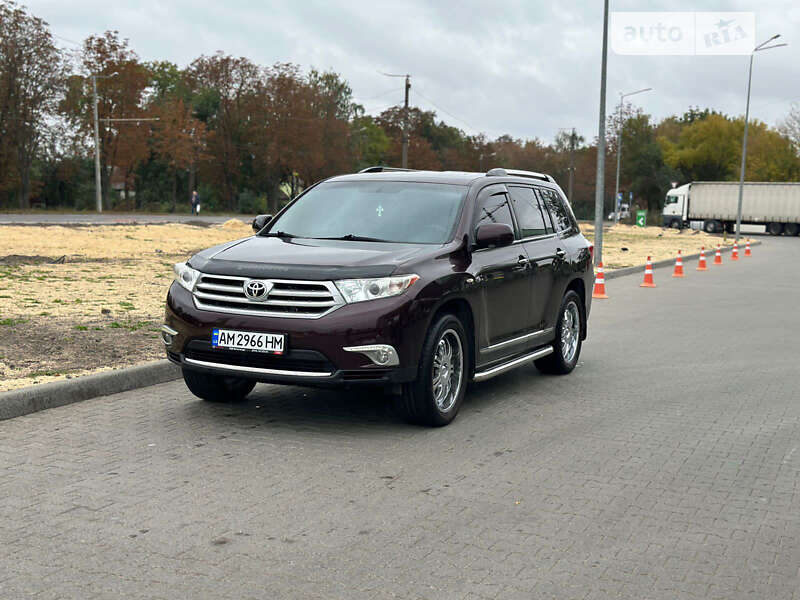2012 toyota highlander