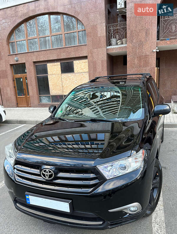 2011 toyota highlander