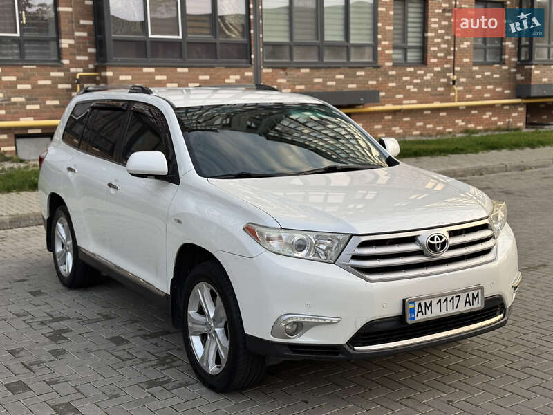 2012 toyota highlander
