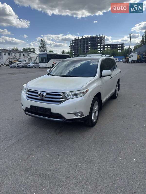 2013 toyota highlander