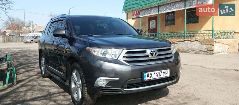2010 toyota highlander