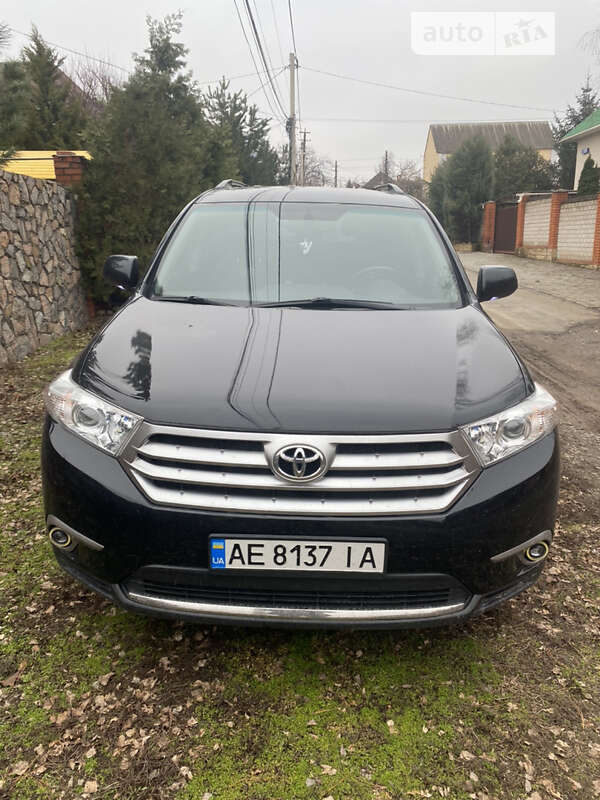 2011 toyota highlander