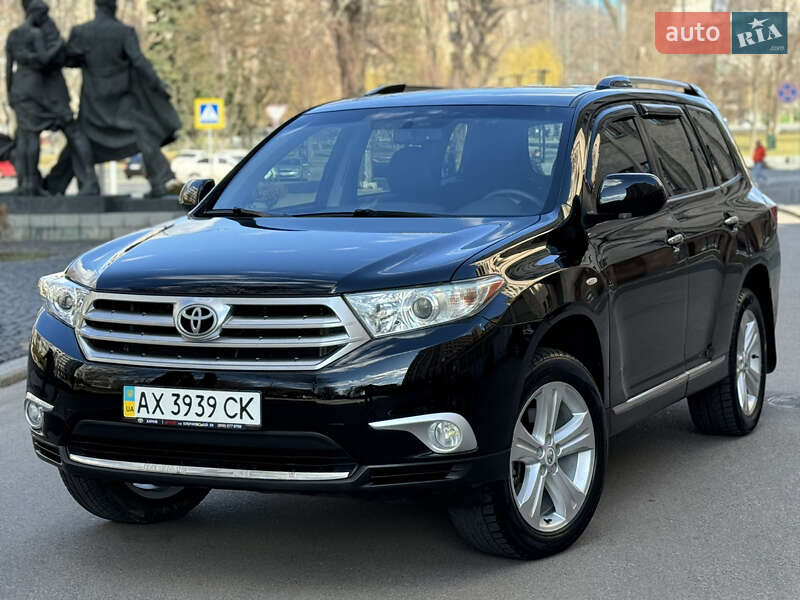 2011 toyota highlander