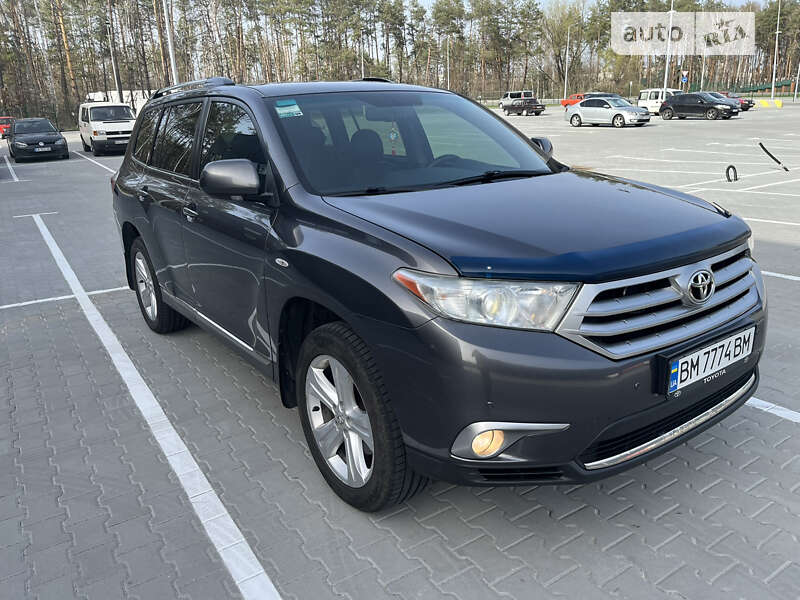 2011 toyota highlander