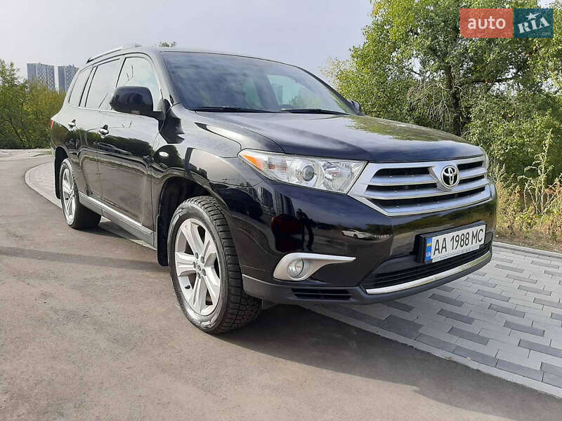 2011 toyota highlander