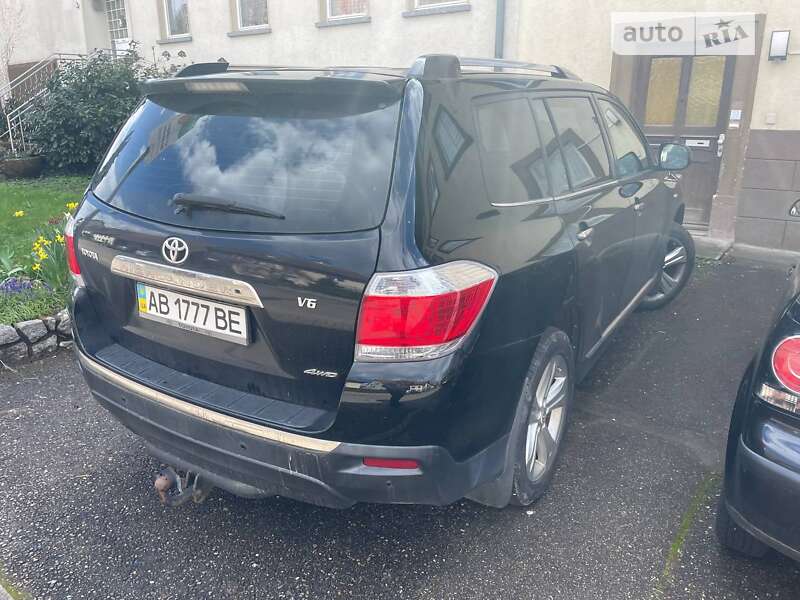 2011 toyota highlander