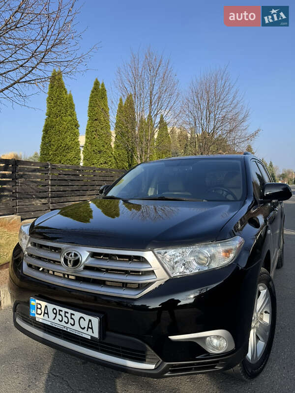 2011 toyota highlander