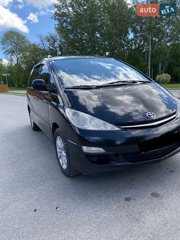 2004 toyota previa