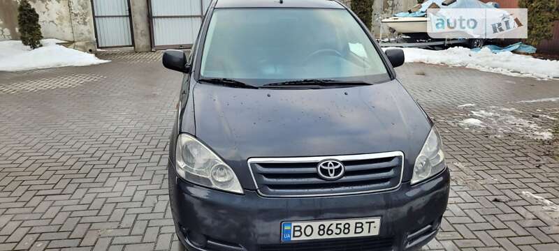 2001 toyota avensis verso