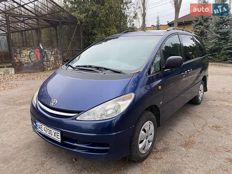 2001 toyota previa