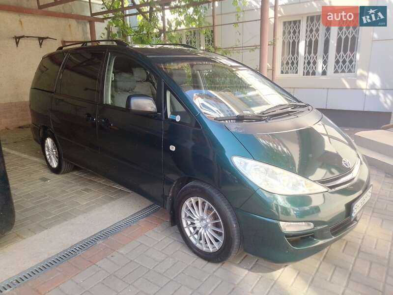 2003 toyota previa