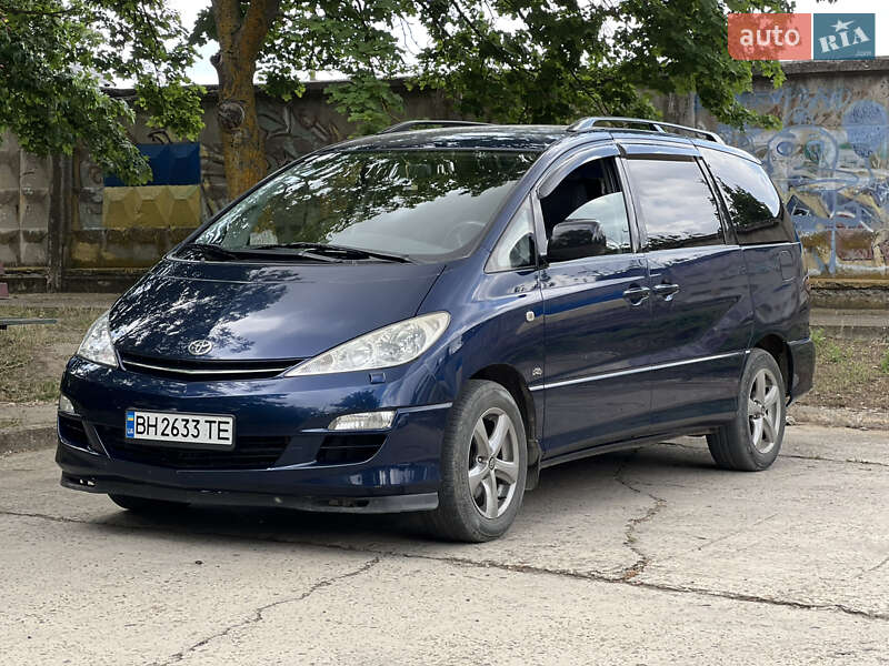 2004 toyota previa