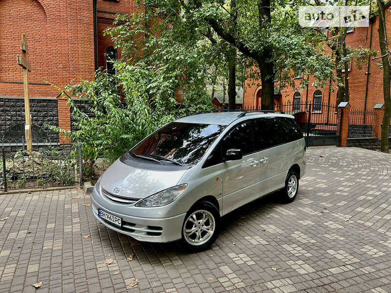 2001 toyota previa
