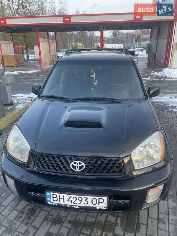 2003 toyota rav4