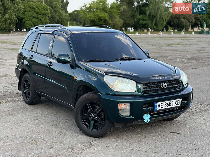 2000 toyota rav4