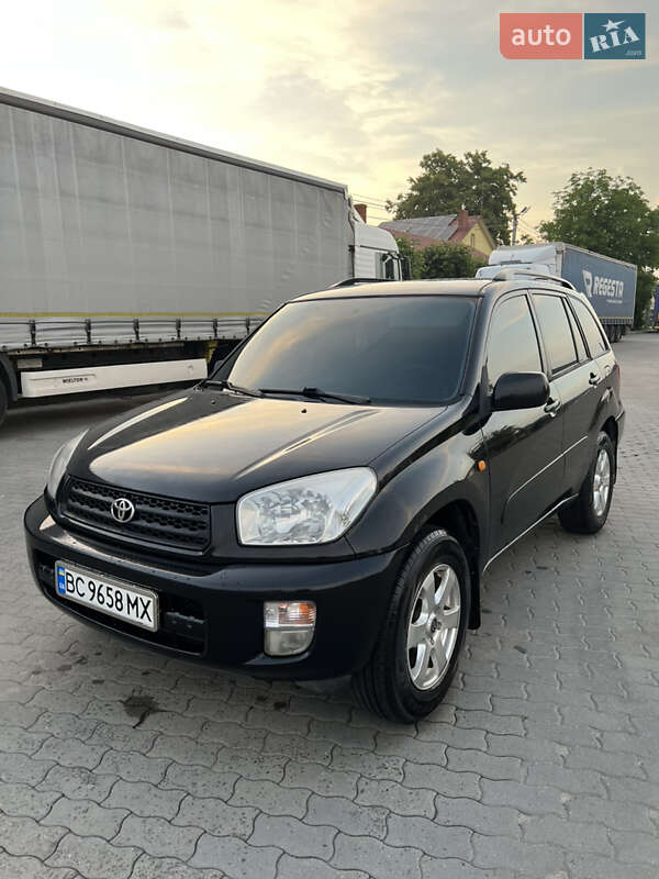 2002 toyota rav4