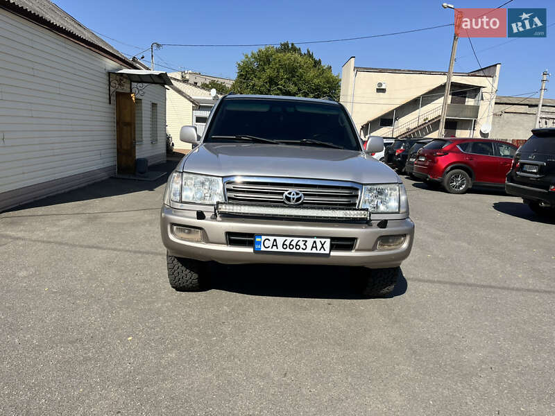 2005 toyota land cruiser