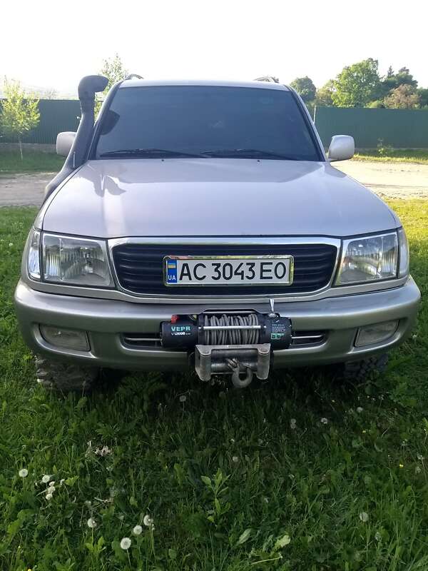 2002 toyota land cruiser