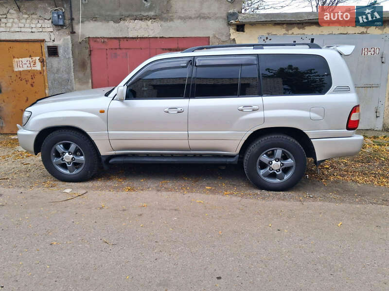 2006 toyota land cruiser
