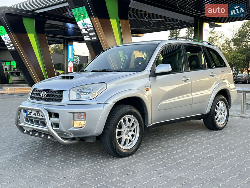 2002 toyota rav4
