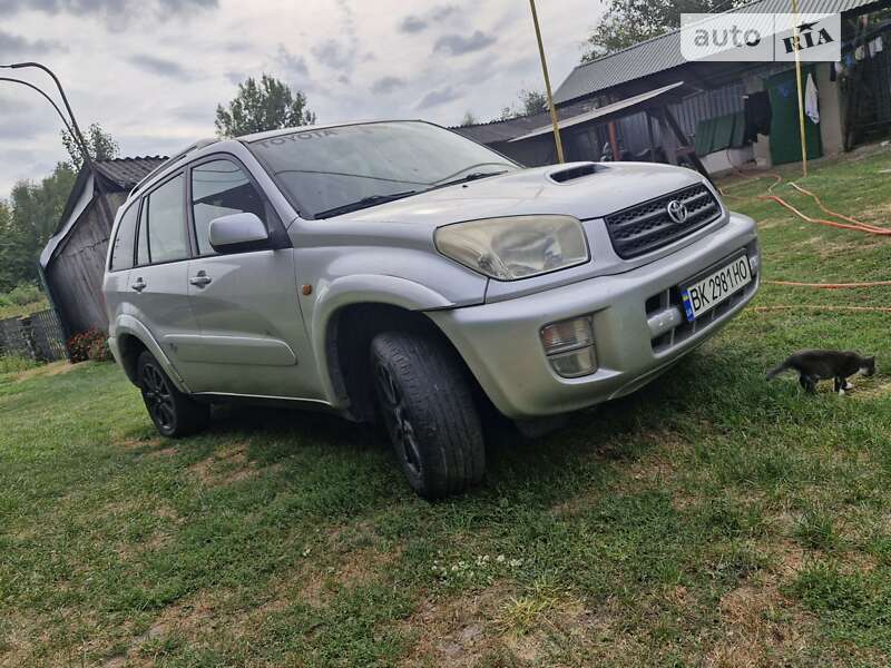 2003 toyota rav4