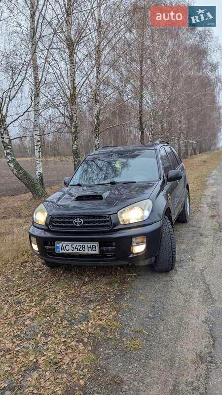 2001 toyota rav4
