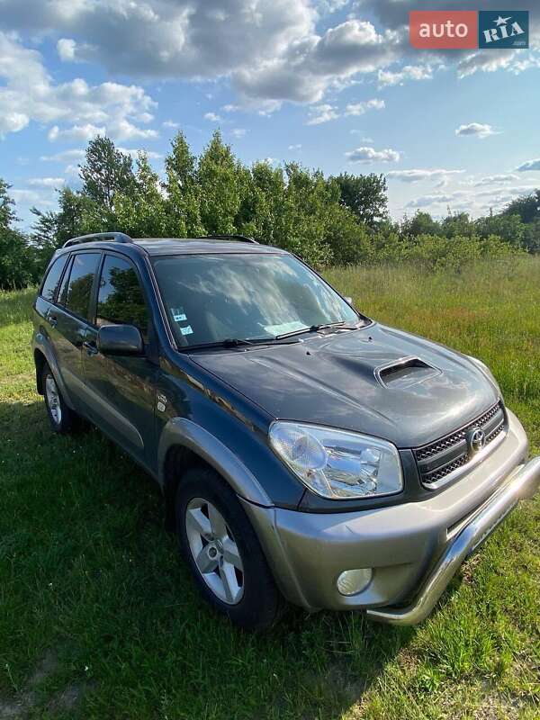 2005 toyota rav4