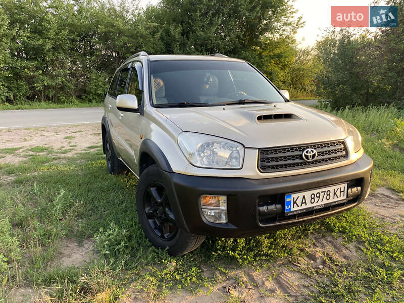 2002 toyota rav4
