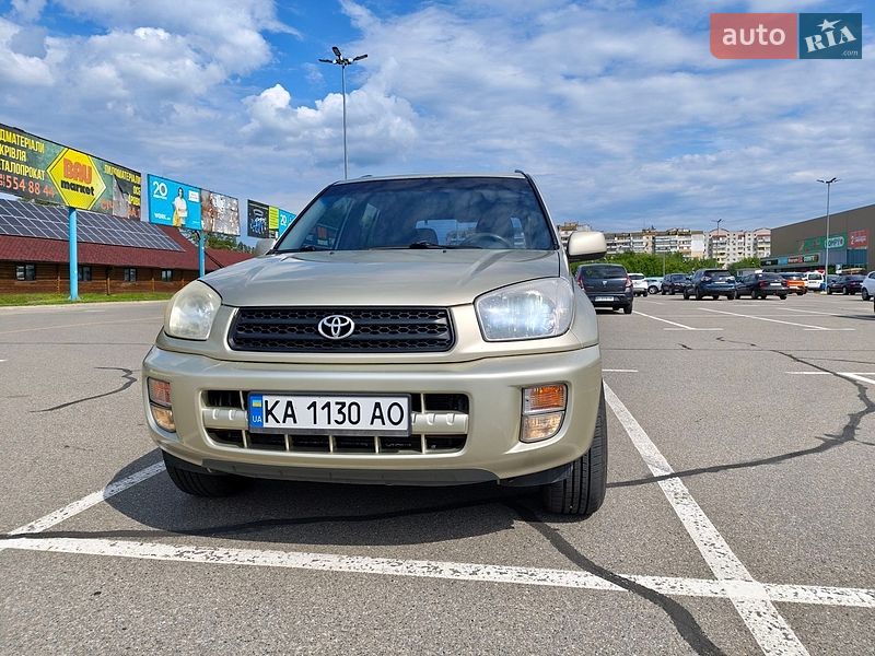 2002 toyota rav4
