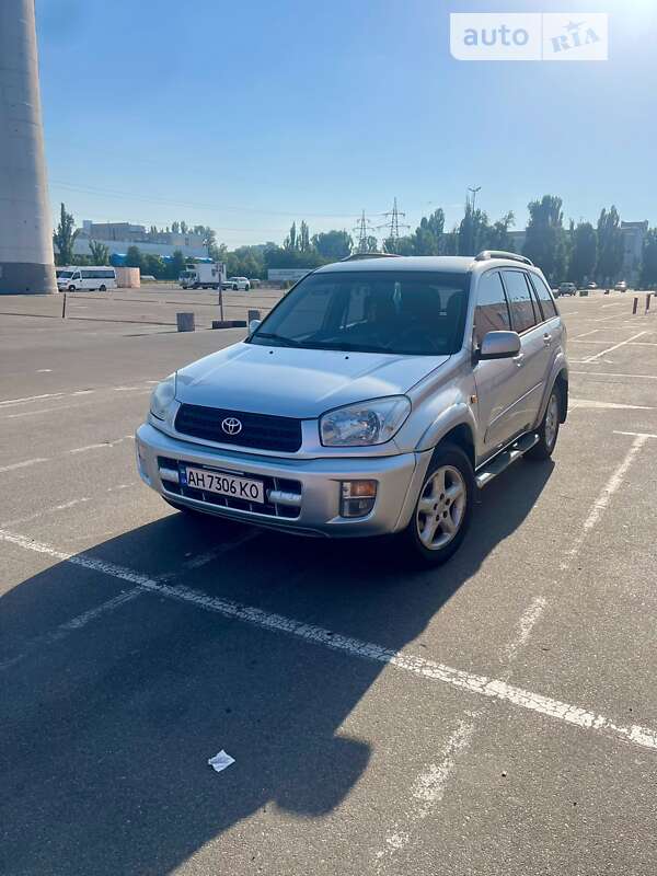 2003 toyota rav4