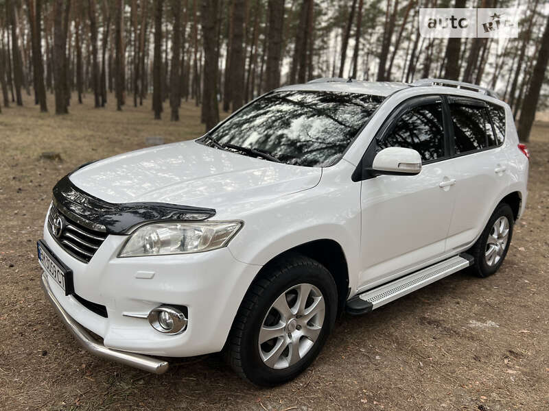 2011 toyota rav4