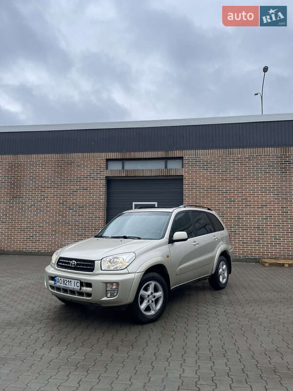 2002 toyota rav4