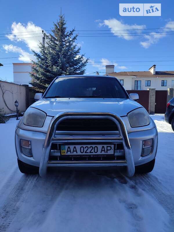 2002 toyota rav4