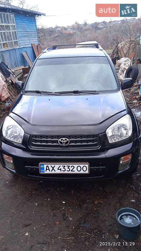 2001 toyota rav4