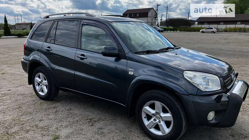 2005 toyota rav4