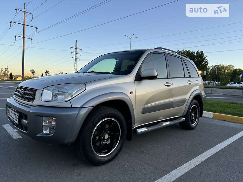 2003 toyota rav4