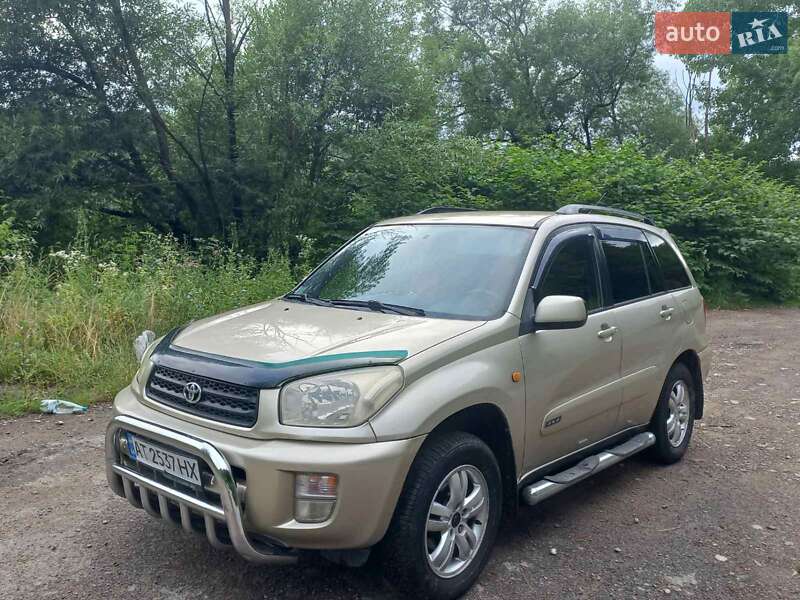 2002 toyota rav4