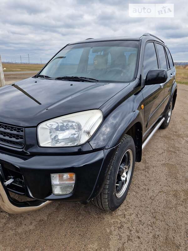 2003 toyota rav4