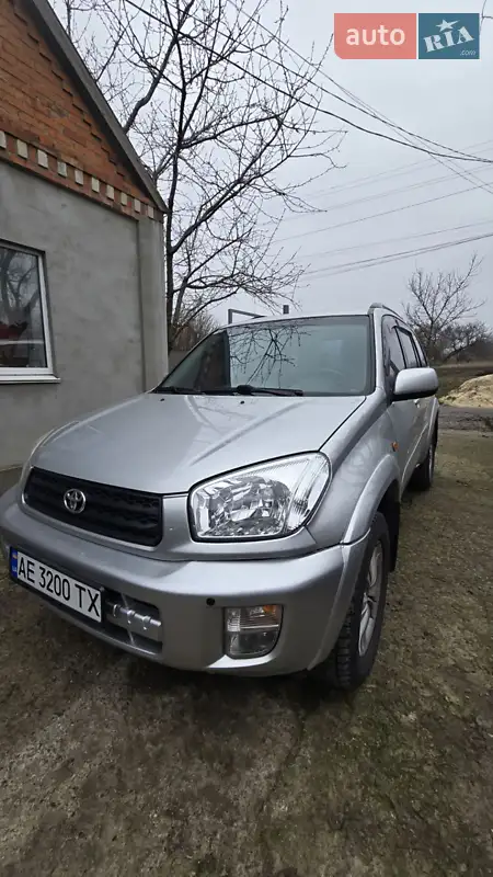 2003 toyota rav4