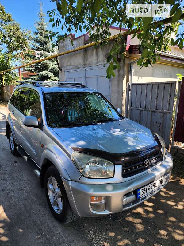2003 toyota rav4