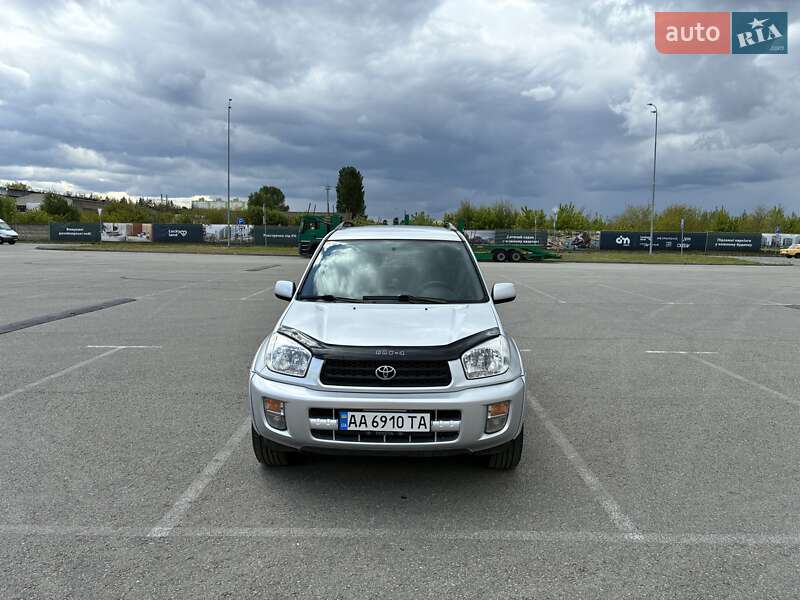 2003 toyota rav4