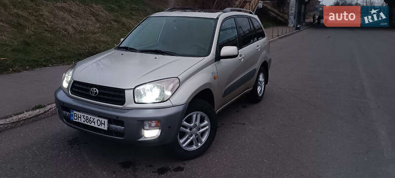 2002 toyota rav4