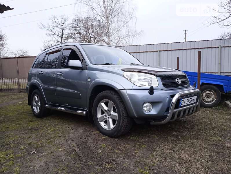 2005 toyota rav4
